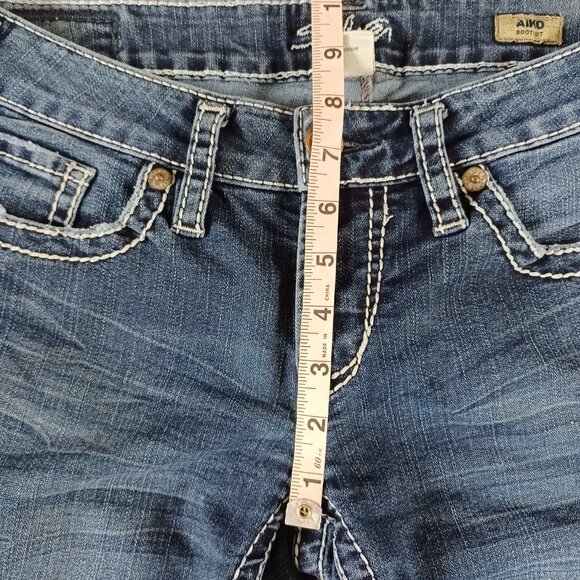 Silver Jeans Aiko Bootcut Lowrise Dark Wash Distressed Thick Stitch Size 29x33 - Picture 12 of 13